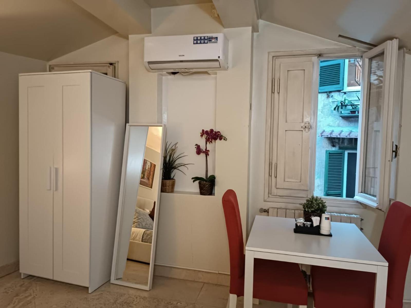 Navona Private Rooms Bnb Rome Bagian luar foto