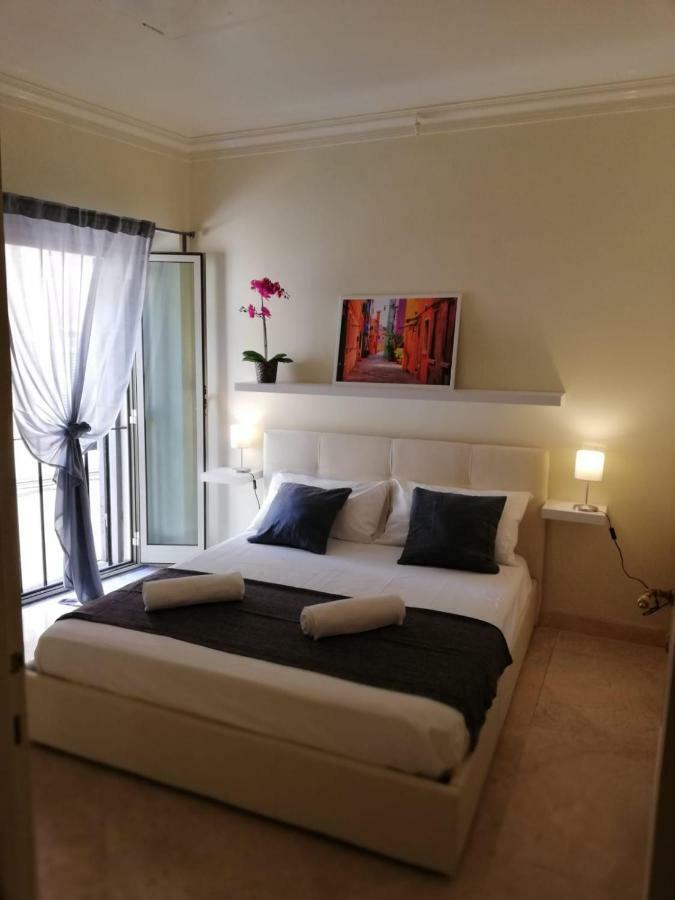 Navona Private Rooms Bnb Rome Bagian luar foto